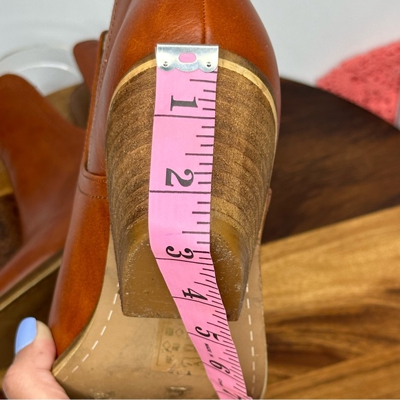 Beast Fashion Slip-On Side Cut Cognac Western Booties Size 6.5 - Picture 7 of 12